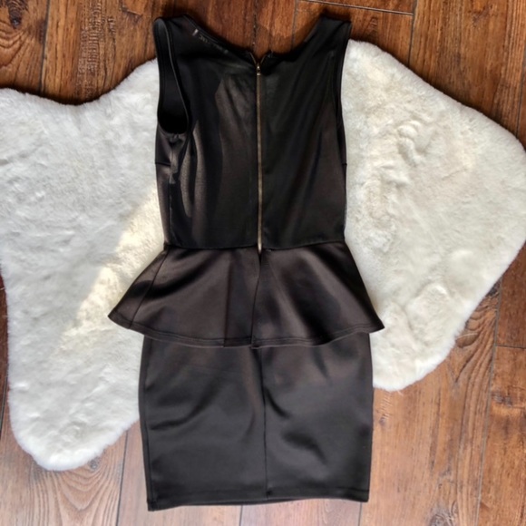 Peplum bandage dress - Picture 2 of 7